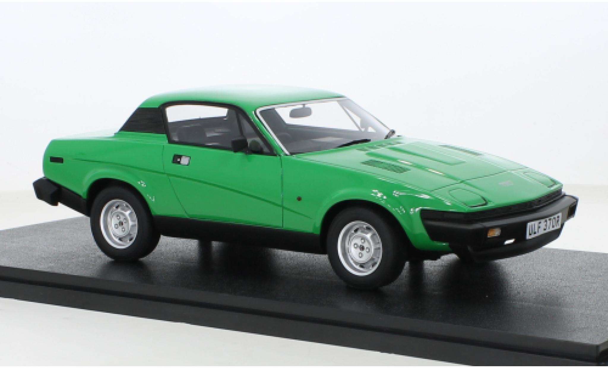 Triumph TR7 1/18 Cult Scale Models green 1980 diecast model cars