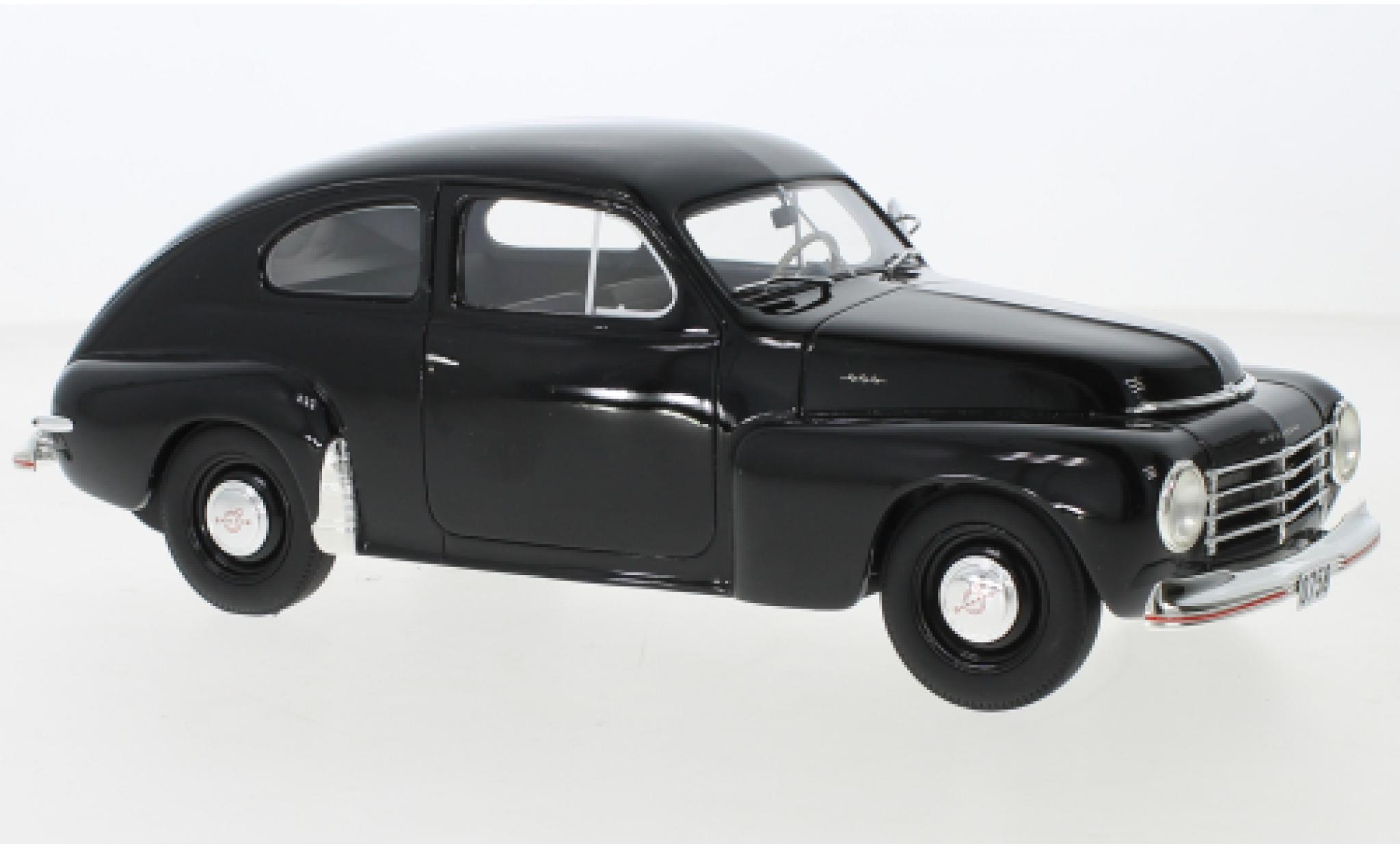 Volvo PV 1/18 Cult Scale Models 444 black 1947 diecast model cars