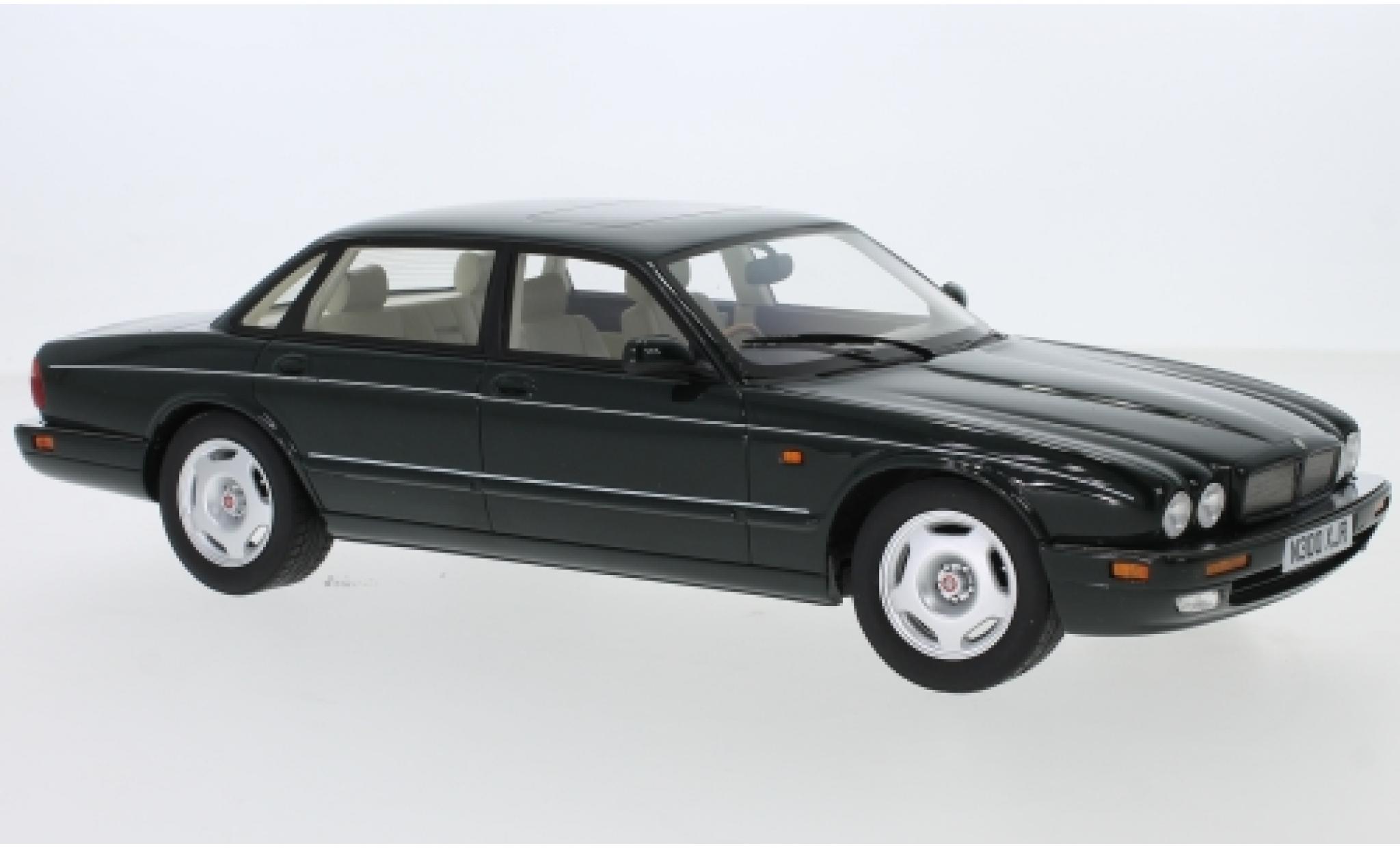 Jaguar XJ 1/18 Cult Scale Models R (X300) green RHD 1995 diecast model cars