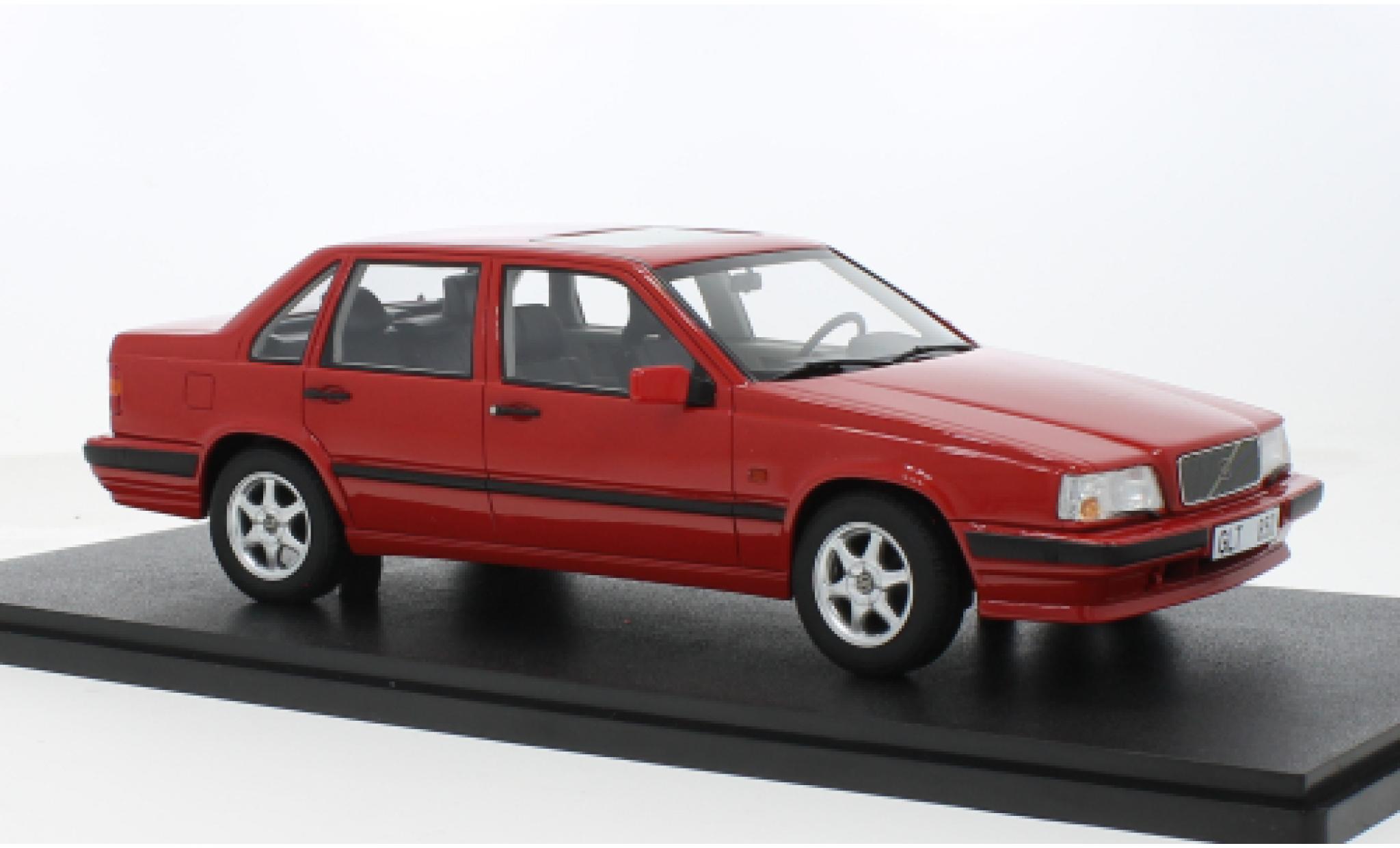 Volvo 850 1/18 Cult Scale Models GLT red 1991 1:18 diecast model cars