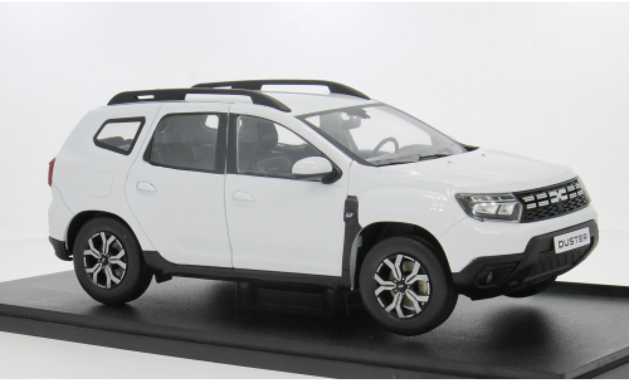 Dacia Duster 1/18 Solido PH 2.5 white 2024 1:18 diecast model cars