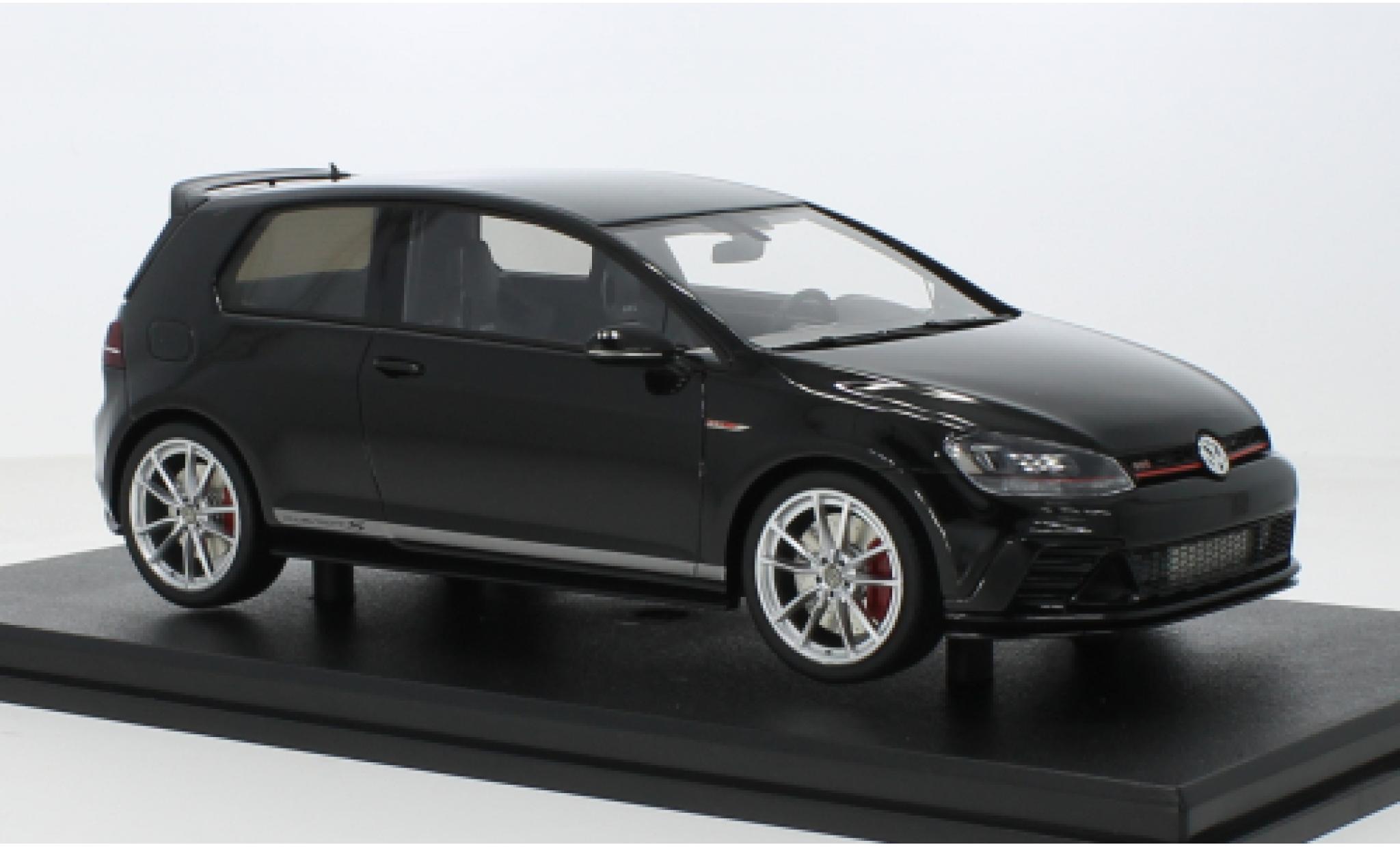 Volkswagen Golf 1/18 DNA Collectibles VII GTI Clubsport S black 2017 diecast model cars