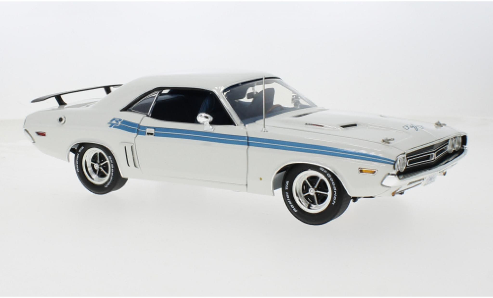 Dodge Challenger 1/18 ACME R/T white 1:18 diecast model cars