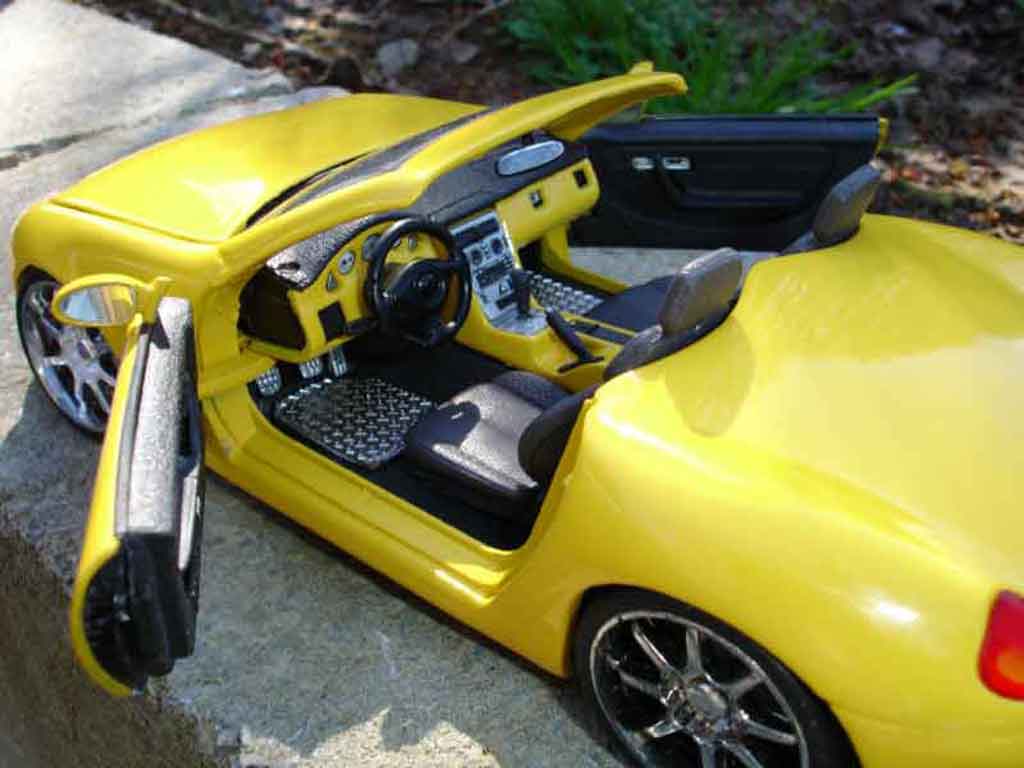 Mercedes Classe SLK Base prototype concept car boxter 1/18 Maisto