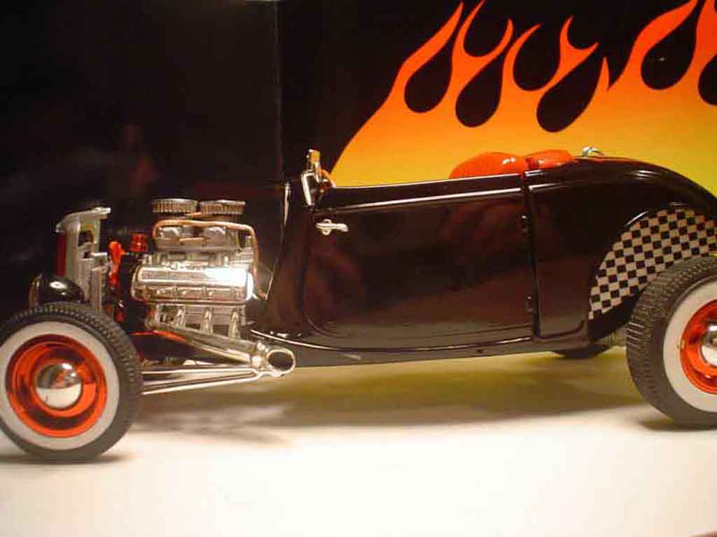 Ford 1934 Hot Rod roadster 1/18 Ertl