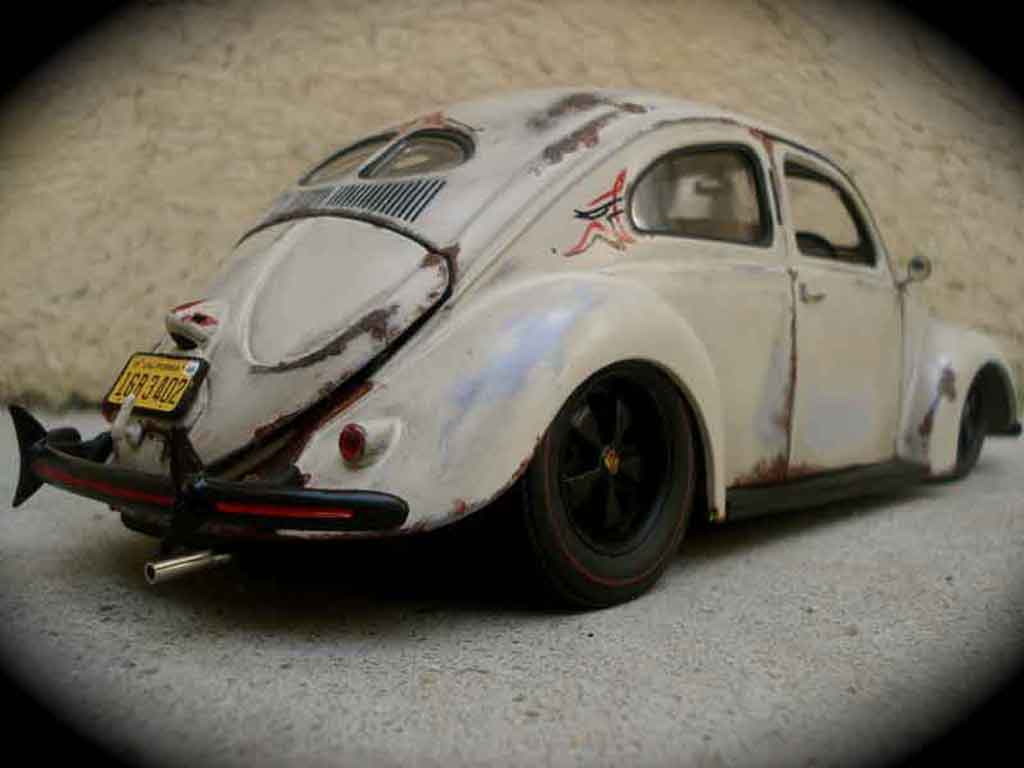 Volkswagen Kafer 1/18 Maisto split 1951 old school diecast model cars