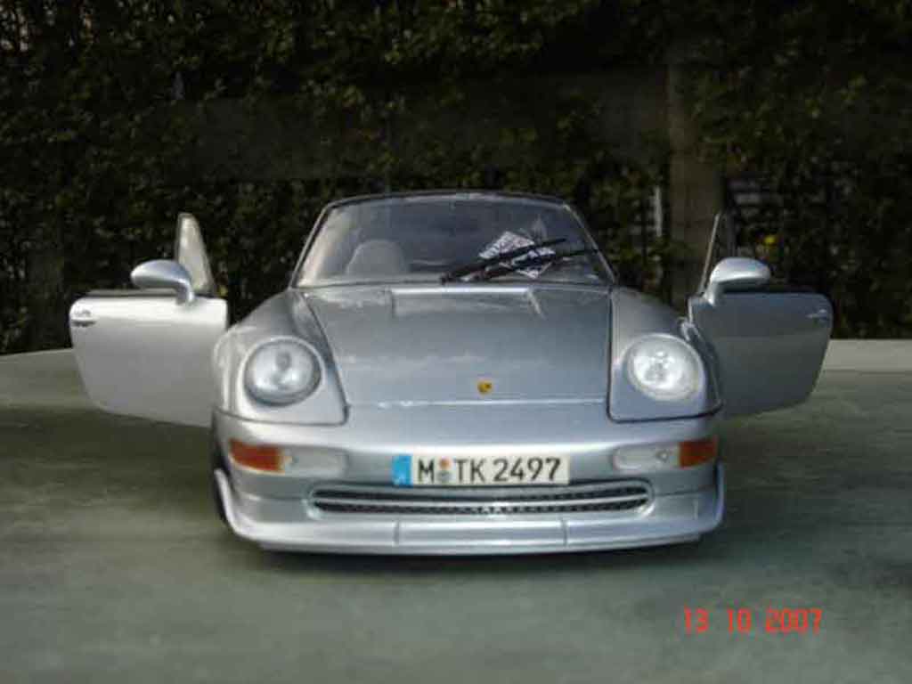 Porsche 911 GT2 cabriolet 1/18 Ut Models