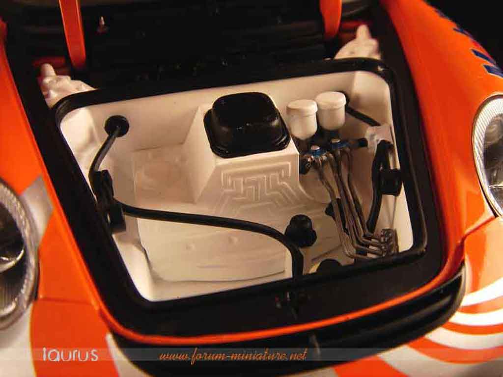 Porsche 911 GT3 CUP vip #88 1/18 Autoart