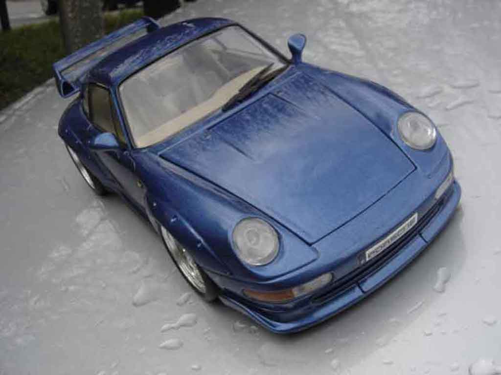 Porsche 911 GT2 lagon blue 1/18 Ut Models