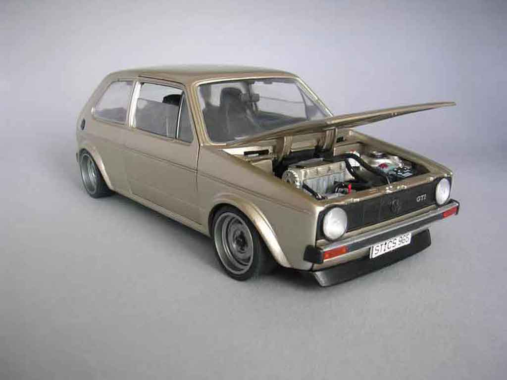 Volkswagen Golf GTI moteur g60 1/18 Solido