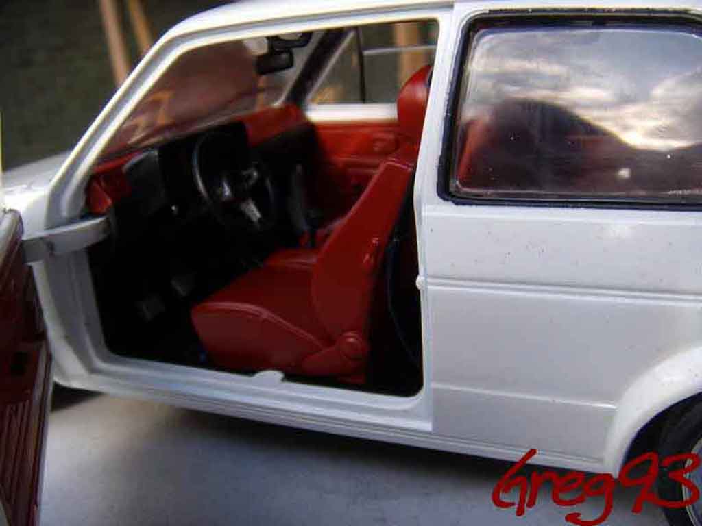 Volkswagen Golf GTI jantes ATS tuning white 1/18 Solido