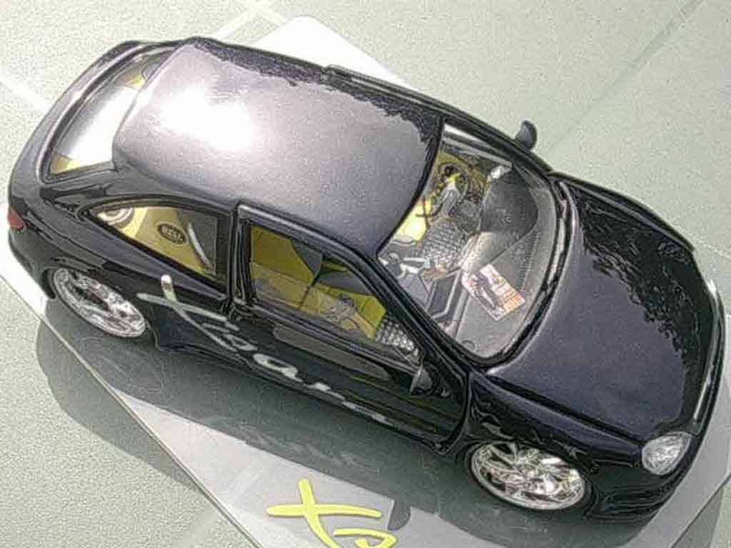 Citroen Xsara tuning black 1/18 Solido
