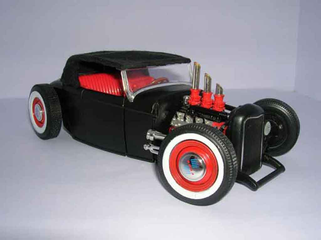 Ford 1932 Hot Rod 1/18 Ertl
