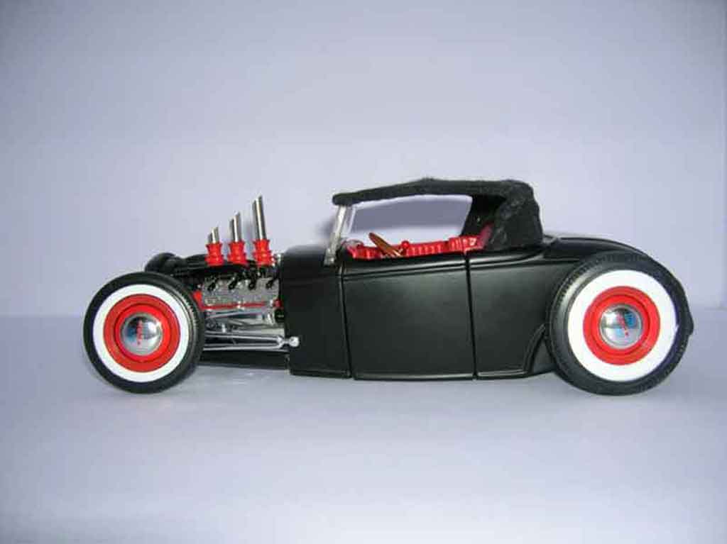 Ford 1932 Hot Rod 1/18 Ertl