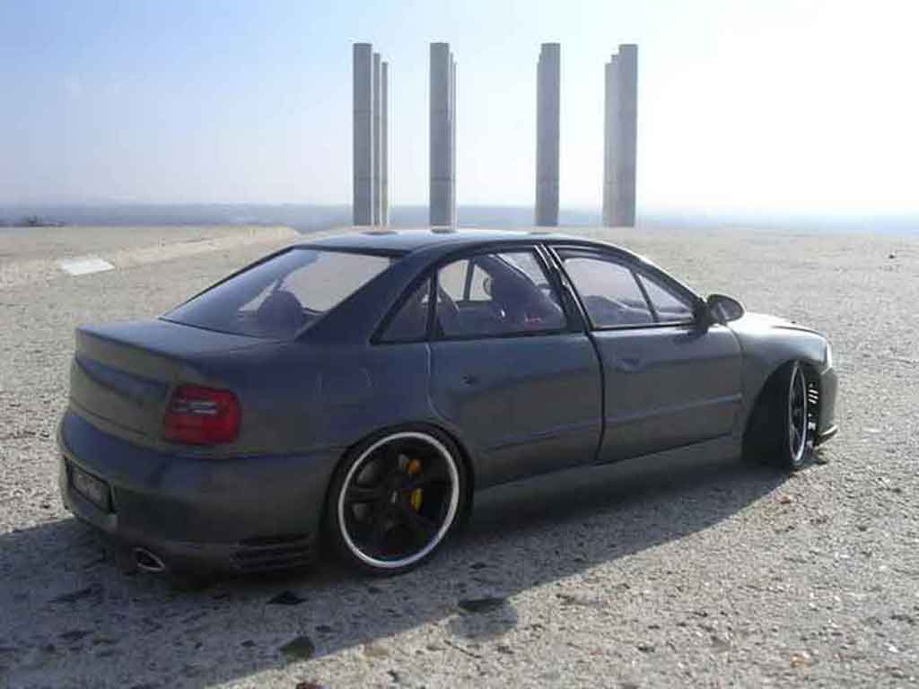 Audi A4 berline rs turbo techart grey anthracite 1/18 Ut Models
