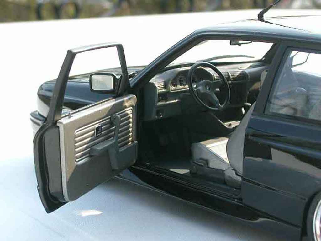 Bmw M3 coupe E30 black jantes e46 a deport 1/18 Kyosho