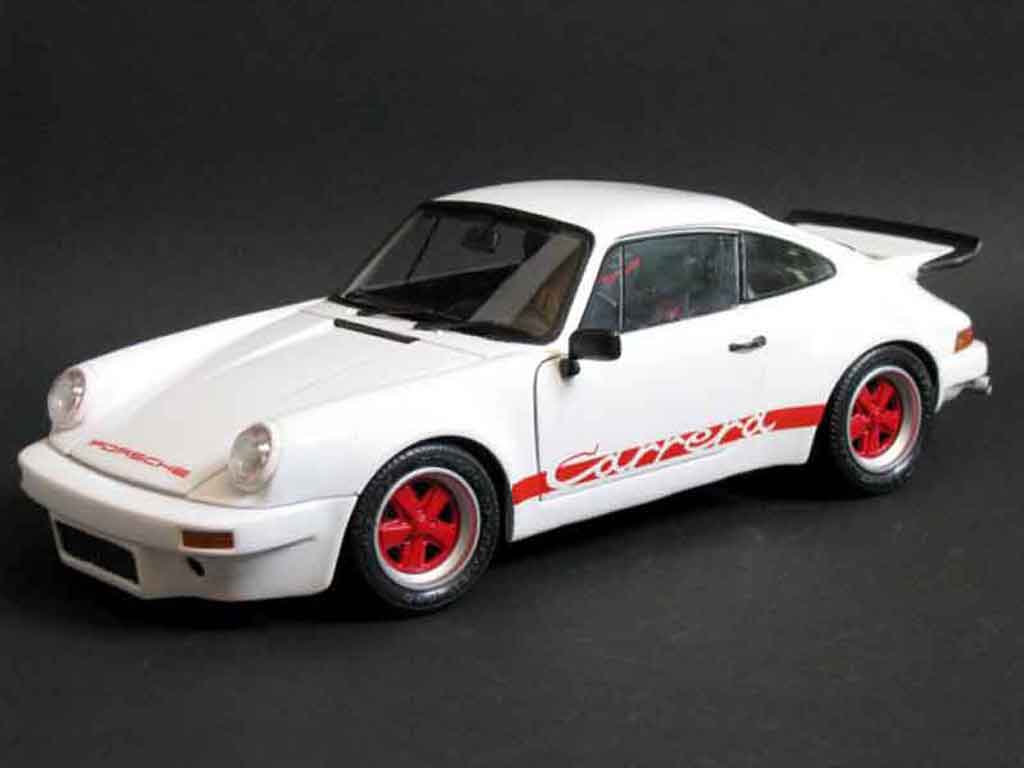 Porsche 911 RS 1/18 Universal Hobbies RS 3.0 carrera white diecast model cars