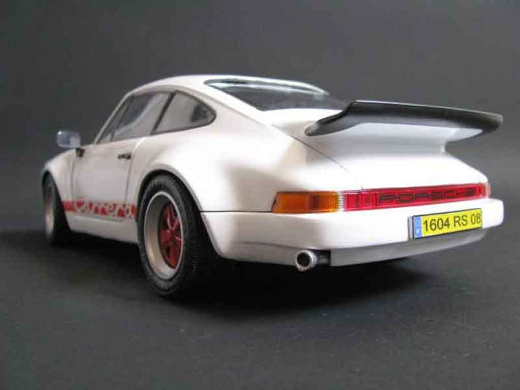 Porsche 911 RS 3.0 carrera white 1/18 Universal Hobbies
