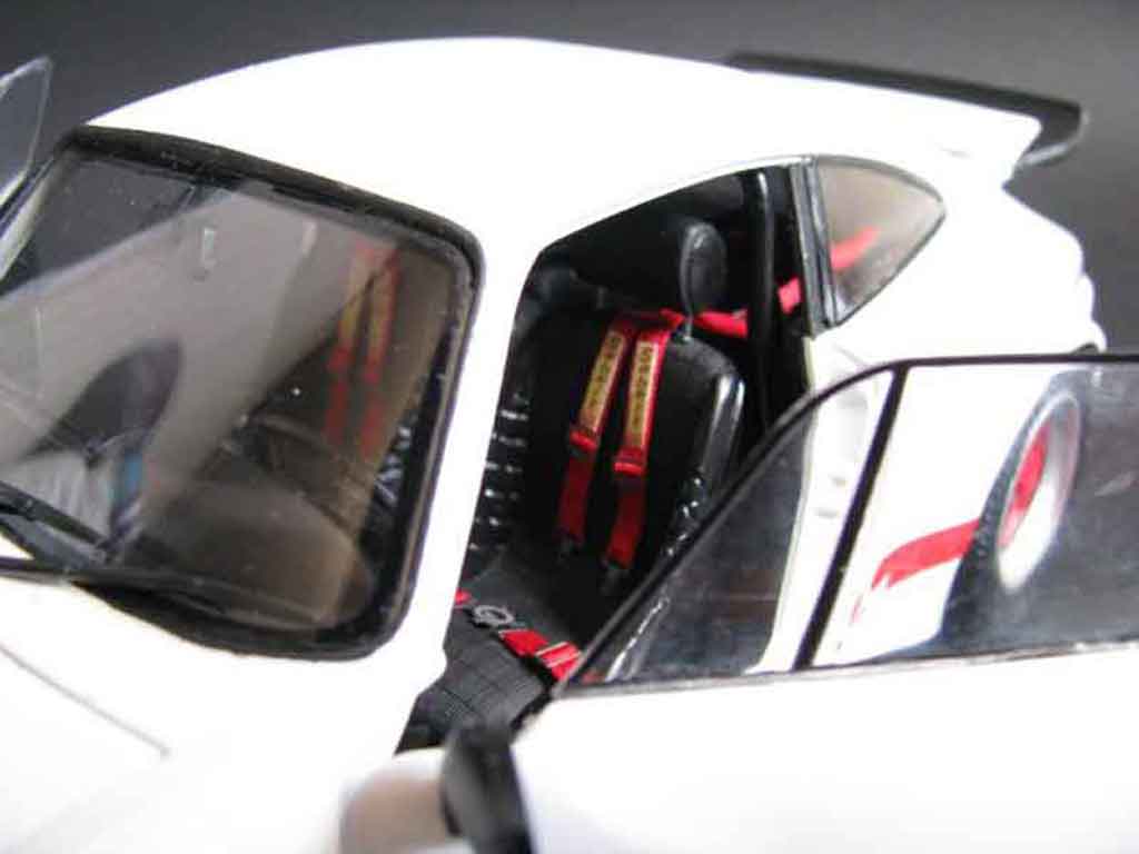 Porsche 911 RS 3.0 carrera white 1/18 Universal Hobbies