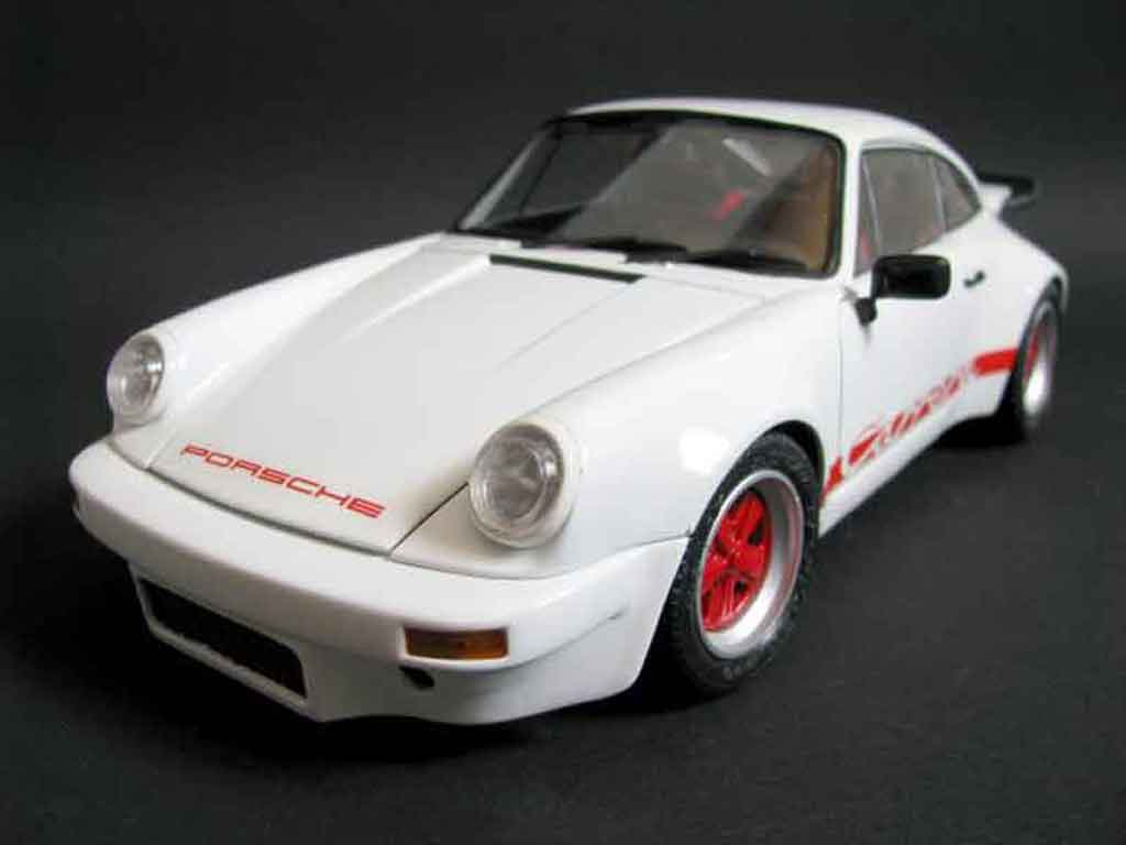Porsche 911 RS 3.0 carrera white 1/18 Universal Hobbies