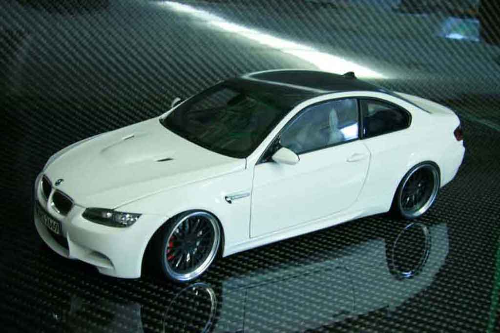 Bmw M3 E92 1/18 Kyosho E92 alpine white carbone diecast model cars