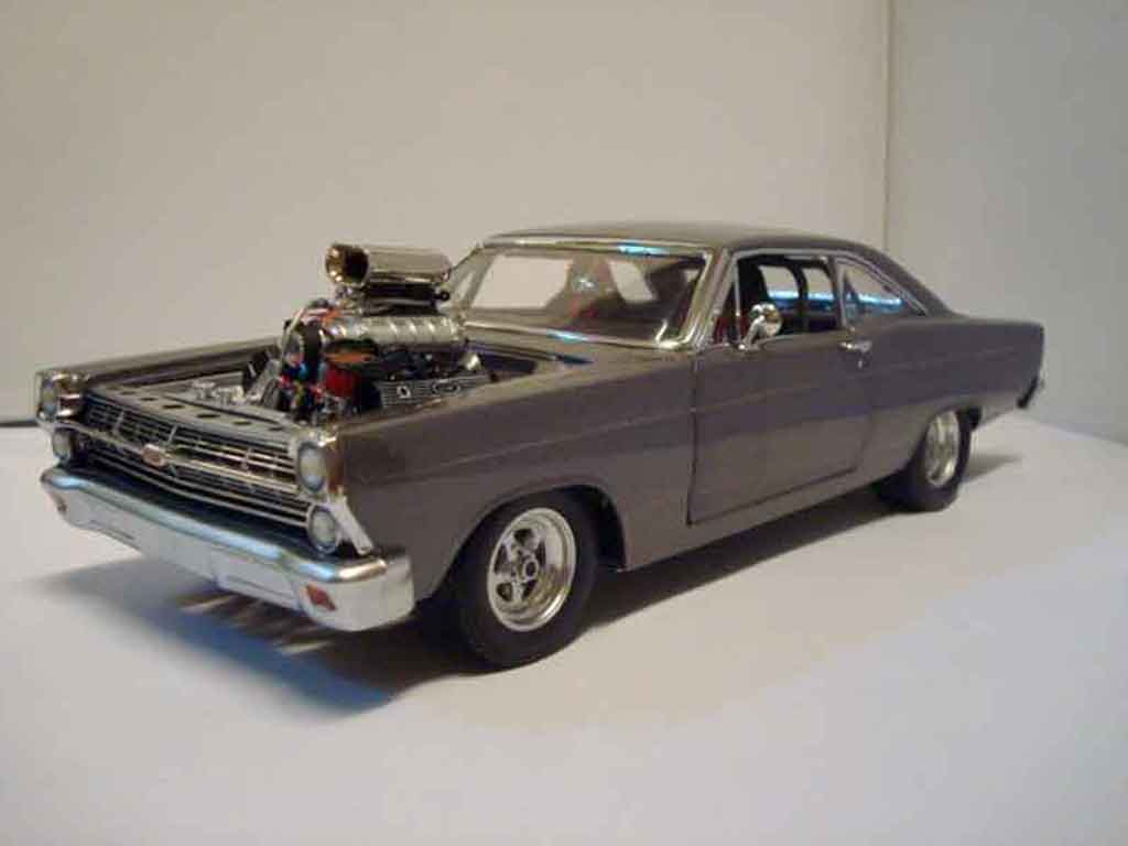Ford Fairlane Berline 427 street machine limited edition nr 817 von 1250 1/18 GMP