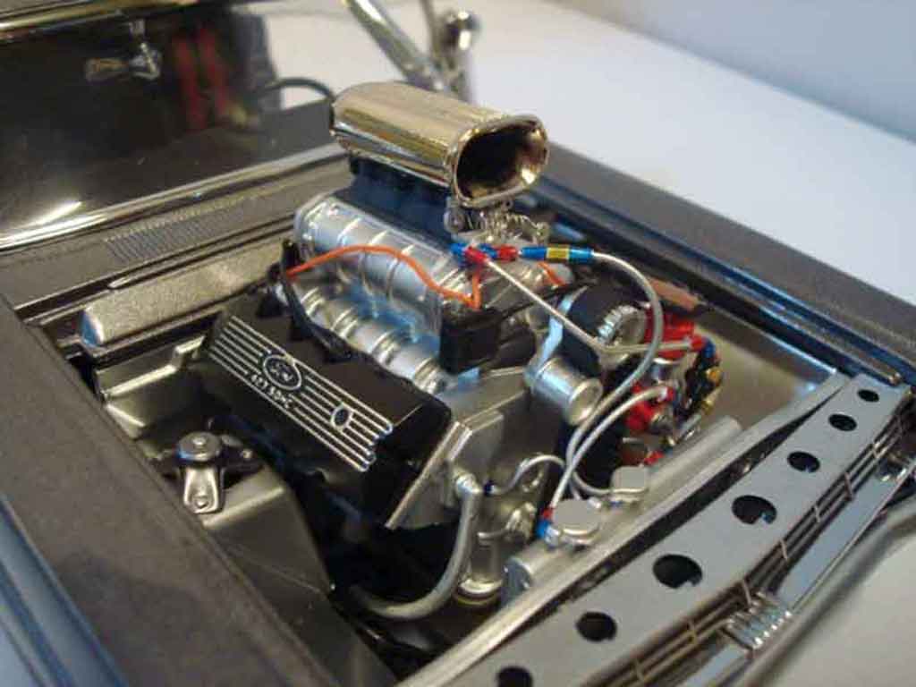 Ford Fairlane Berline 427 street machine limited edition nr 817 von 1250 1/18 GMP