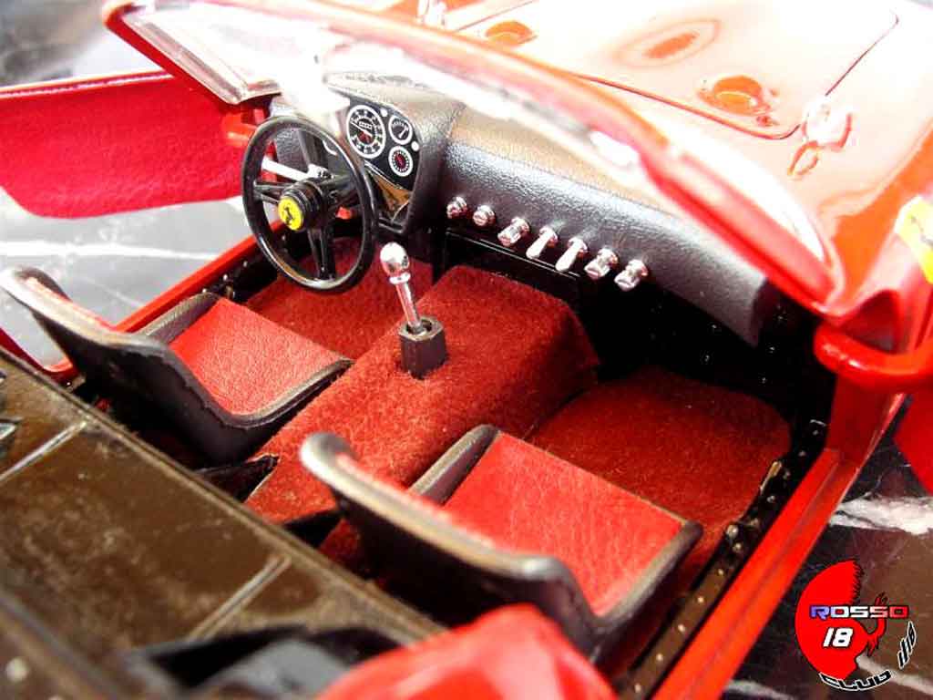 Ferrari 250 TR cabriolet red 1/18 Burago