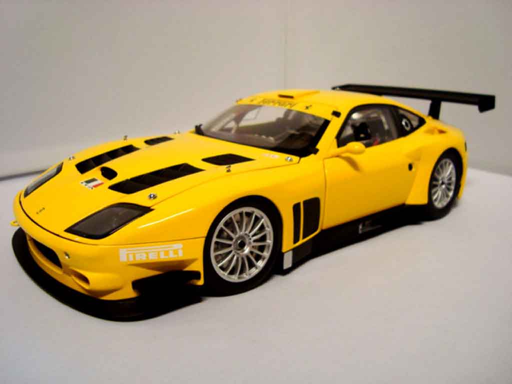 Ferrari 575 GTC evoluzione 2005 yellow 1/18 Kyosho