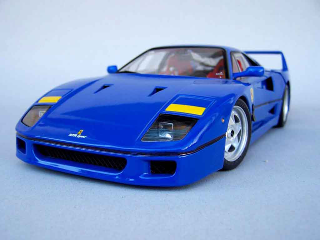 Ferrari F40 Coupe stradale blue rfr sport 1/18 Burago