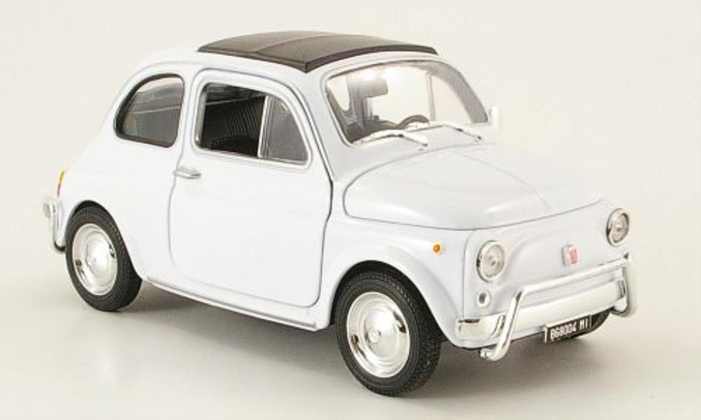 Fiat 500 1/24 Welly white diecast model cars