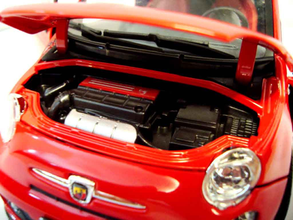 Fiat 500 Abarth red 2007 1/18 Mondo Motors