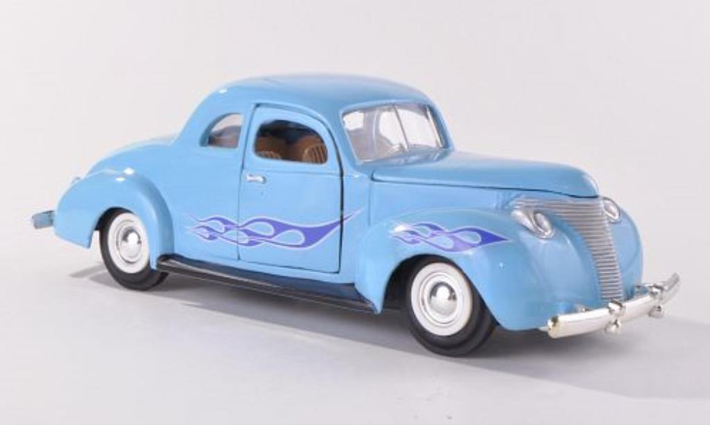 Ford Custom 1/24 Motormax blue mit Flammendekor 1949 diecast model cars