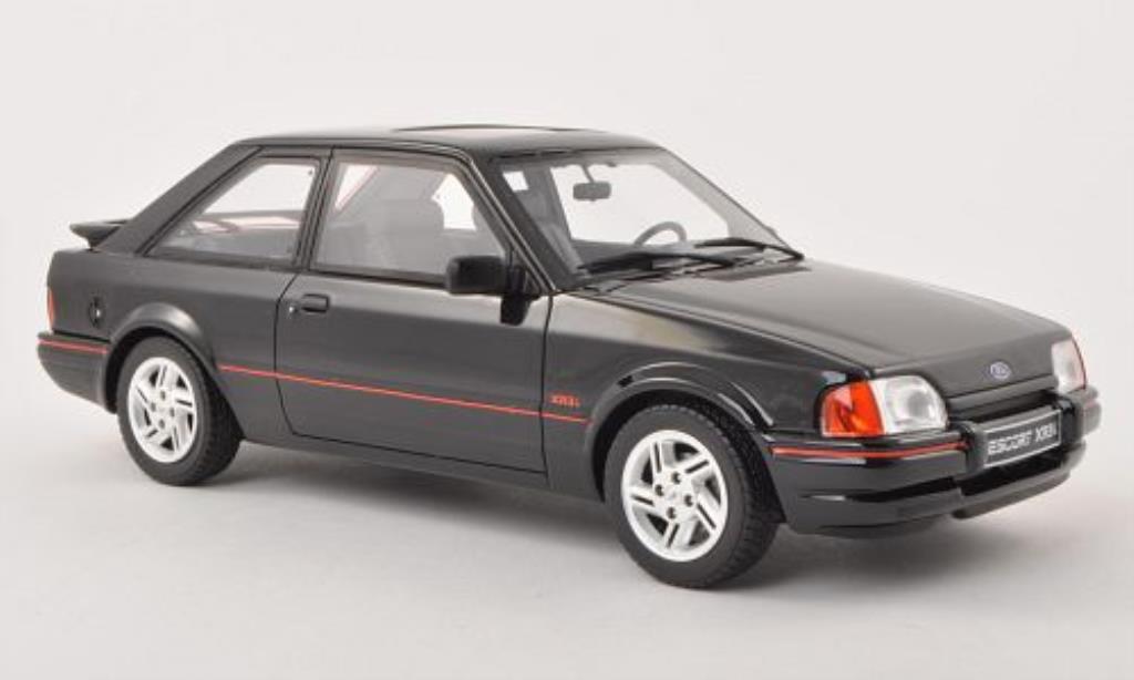 Ford Escort 1/18 Ottomobile MK IV XR3i black 1988 diecast model cars