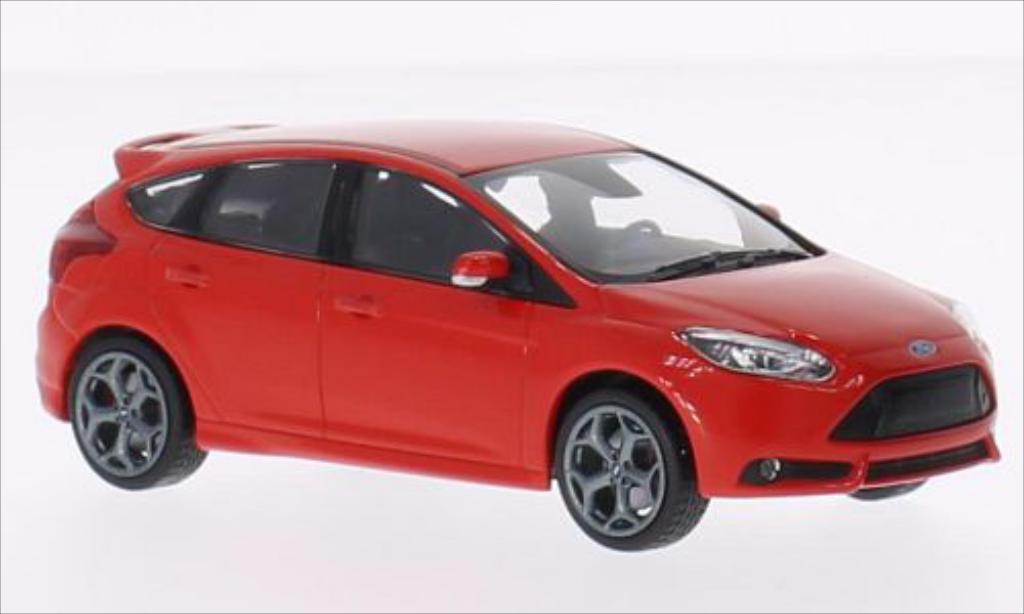 Ford Focus ST 1/43 Minichamps ST red 2011 diecast model cars