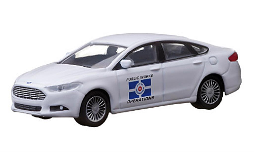 Ford Fusion 1/64 Greenlight Indianapolis Public Work Operations 2013 diecast model cars