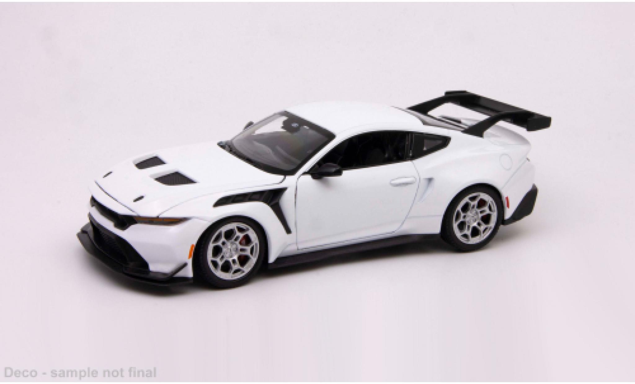 Ford Mustang 1/24 Welly GTD white 1:24 diecast model cars