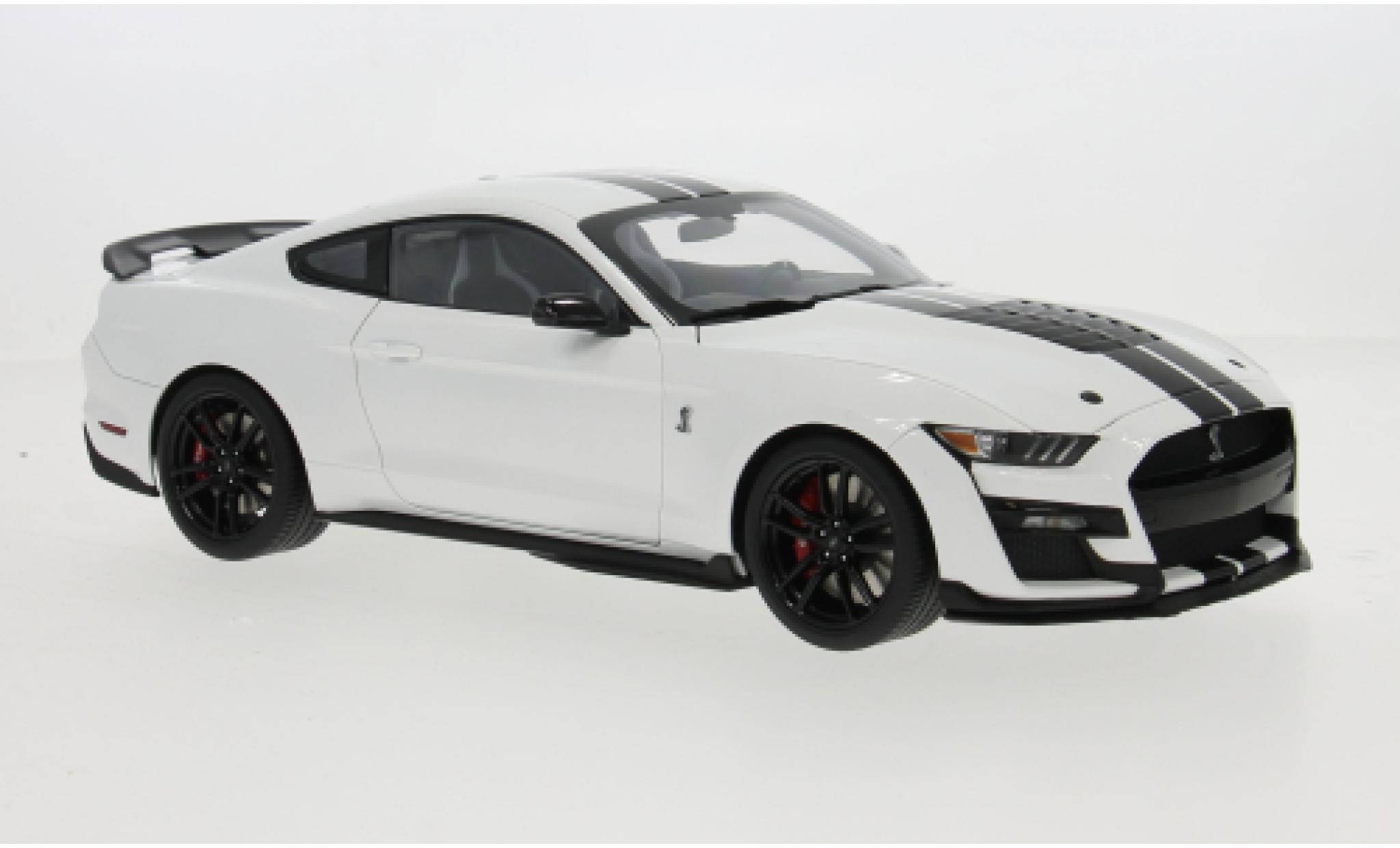 Shelby GT 500 1/18 AUTOart Ford Mustang white 1:18 diecast model cars