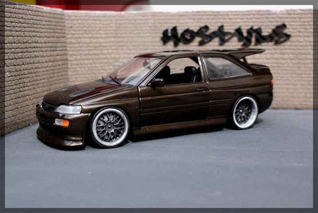Ford Escort Cosworth 1/18 Ut Models Cosworth darkgolden jantes gt1 diecast model cars