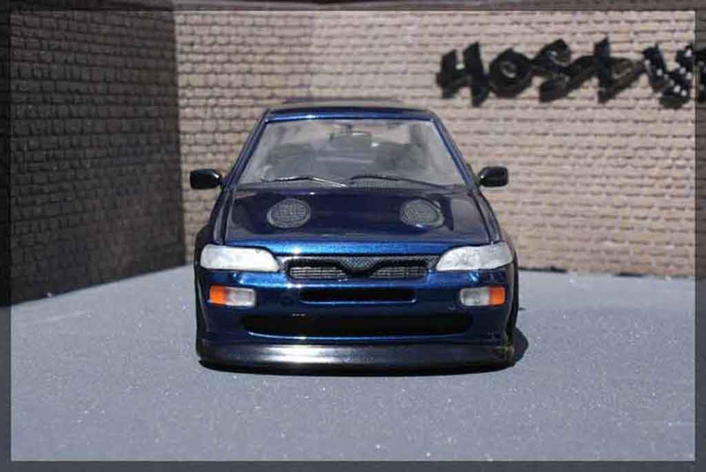 Ford Escort Cosworth serie limite miki biasion 1/18 Ut Models