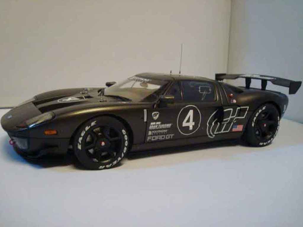 Ford GT Berlinetta millennium 2005 test car #4 carbon 1/18 Autoart