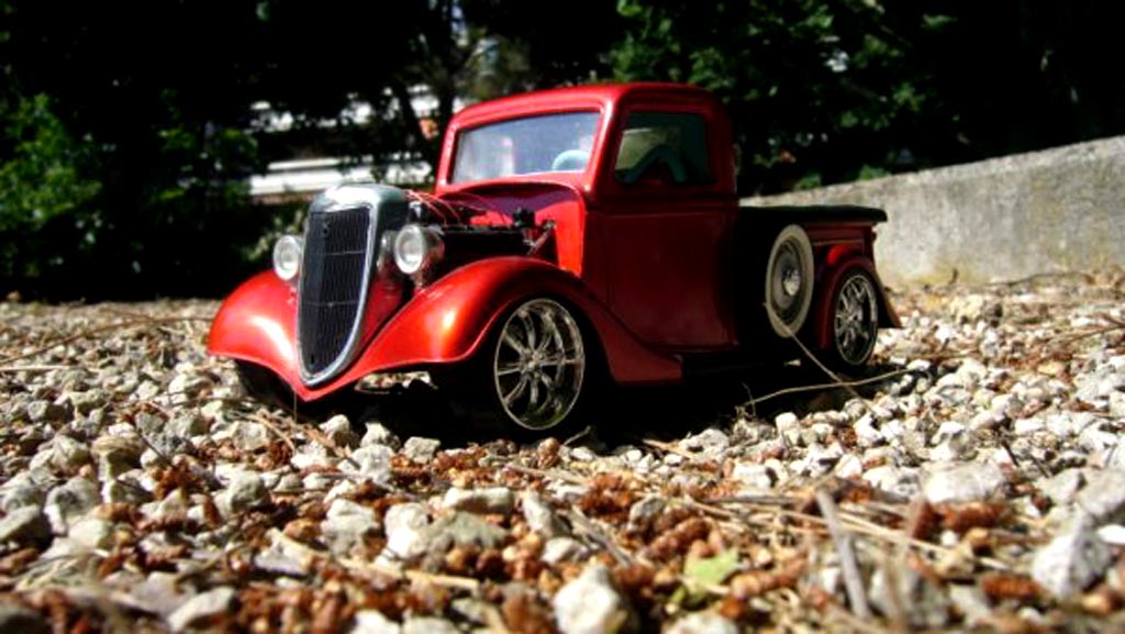 Ford 1934 1/18 Solido red moteur prepare diecast model cars