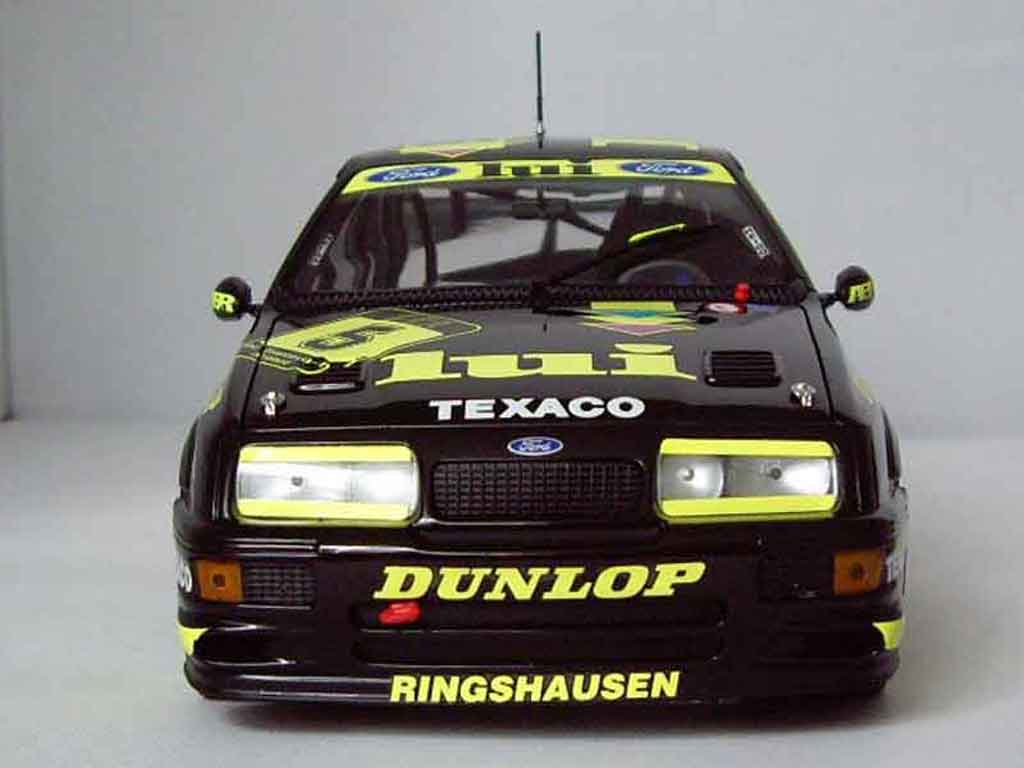 Ford Sierra RS 500 dtm 88 reuter 1/18 Minichamps