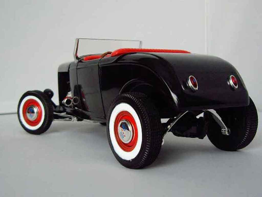 Ford 1932 Hot Rod roadster 1/18 Hot Wheels