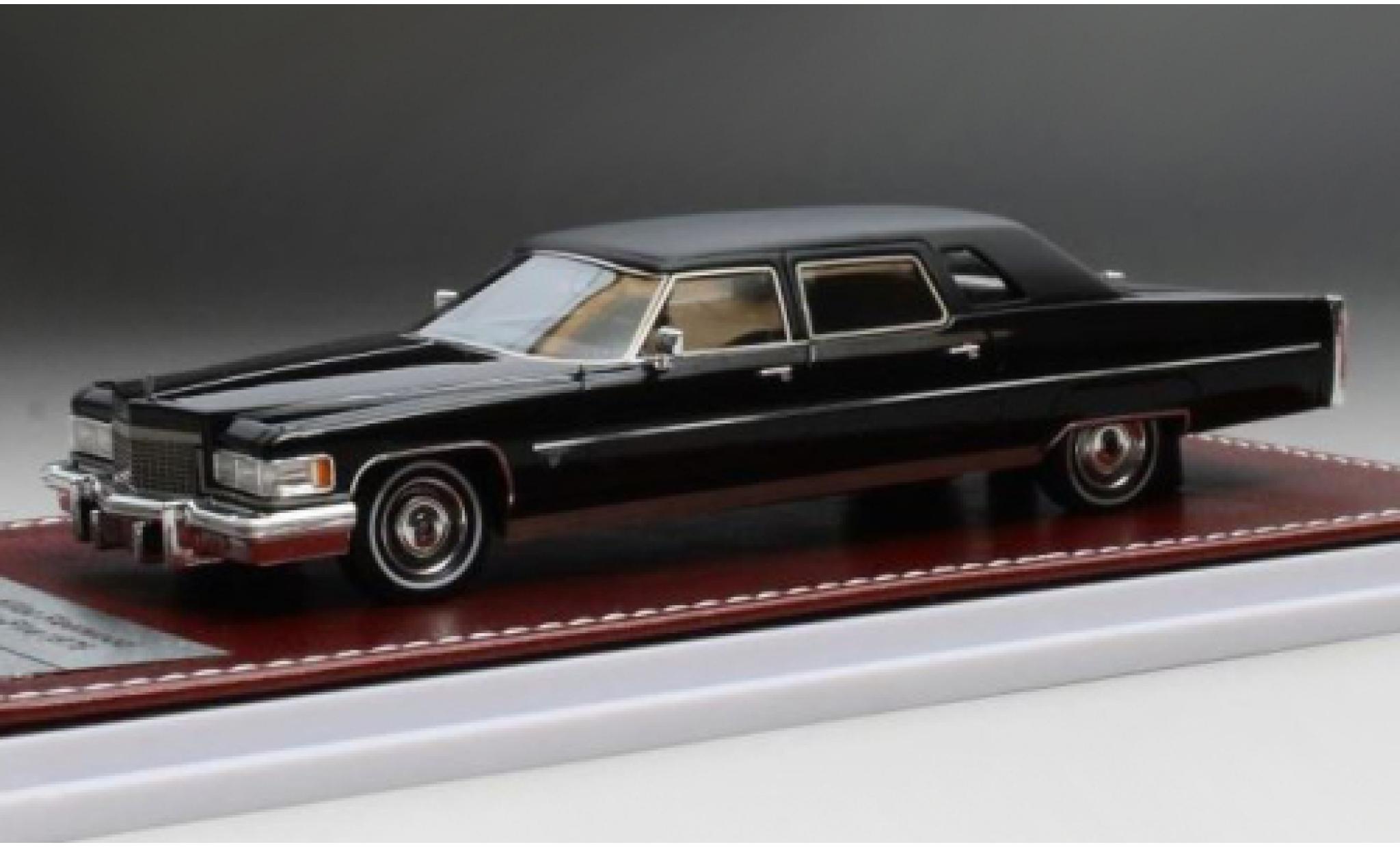 Cadillac Fleetwood 1/43 GIM   Great Iconic Models 75 black/matt-black 1976 diecast model cars