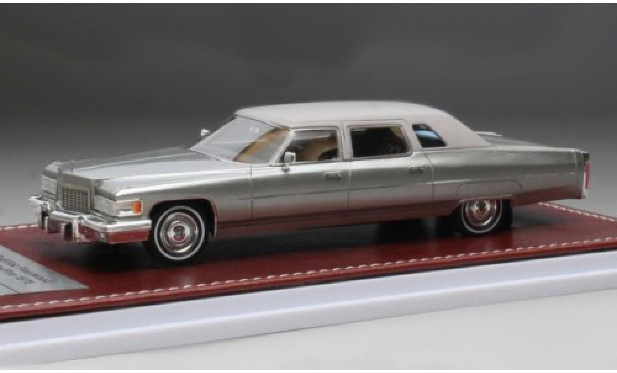 Cadillac Fleetwood 1/43 GIM   Great Iconic Models 75 grey/matt-grey 1976 diecast model cars
