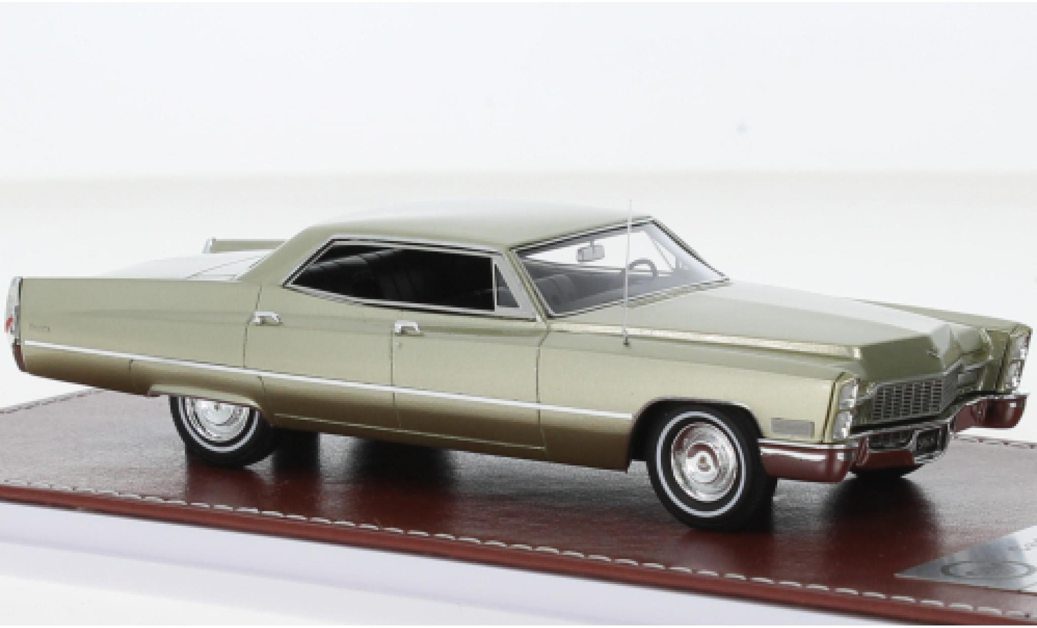 Cadillac Deville 1/43 GIM   Great Iconic Models DeVille Sedan Hardtop metallise beige 1968 diecast model cars