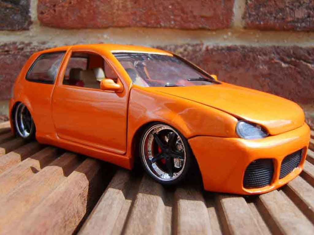 Volkswagen Golf 4 GTI 1/18 Revell 4 GTI virus diecast model cars