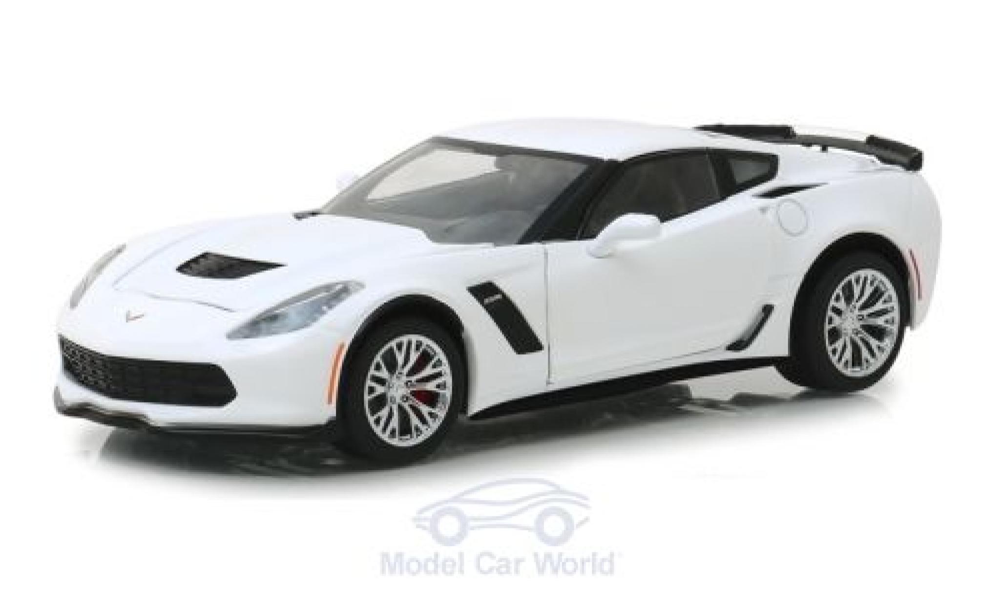 Chevrolet Corvette 1/24 Greenlight Z06 white 2019 diecast model cars