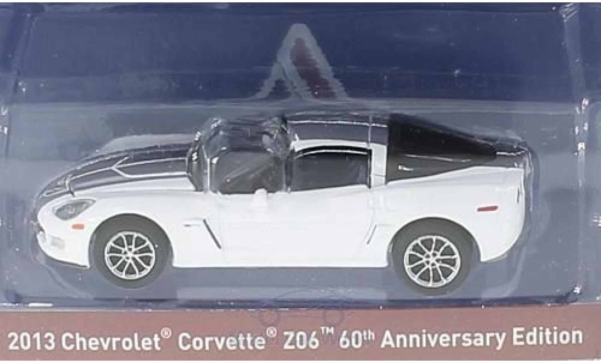 Chevrolet Corvette C6 1/64 Greenlight Z06 white/grey 2013 60th Anniversary Edition diecast model cars
